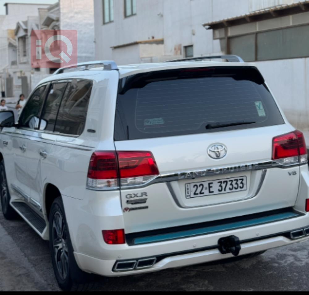 تويوتا لاندكروزر